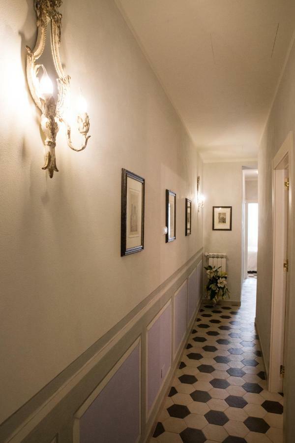 Luxury Apartment Residence La Fontana ลุคคา ภายนอก รูปภาพ